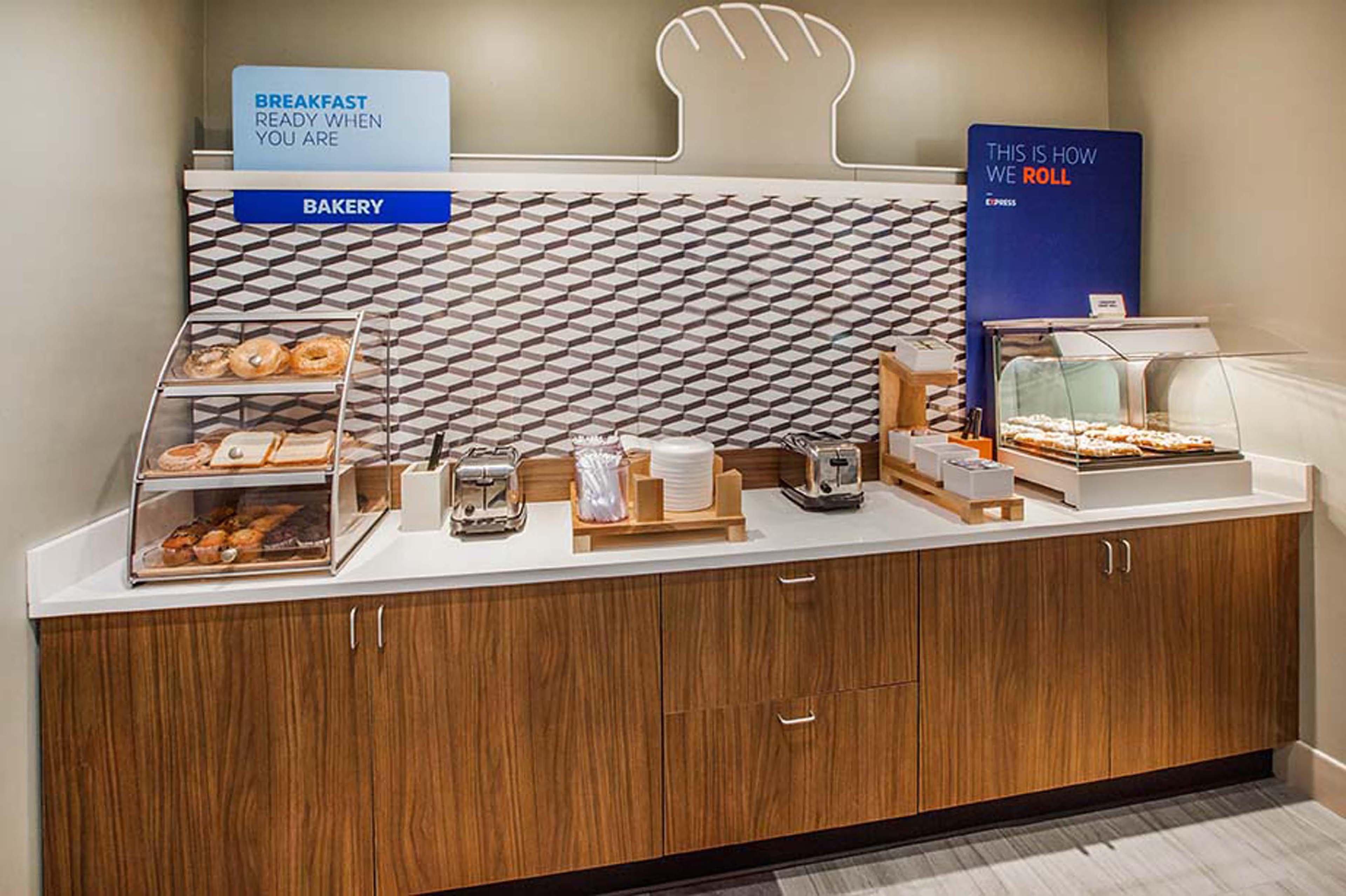 Holiday Inn Express Hotel & Suites Salisbury - Delmar By Ihg Eksteriør billede
