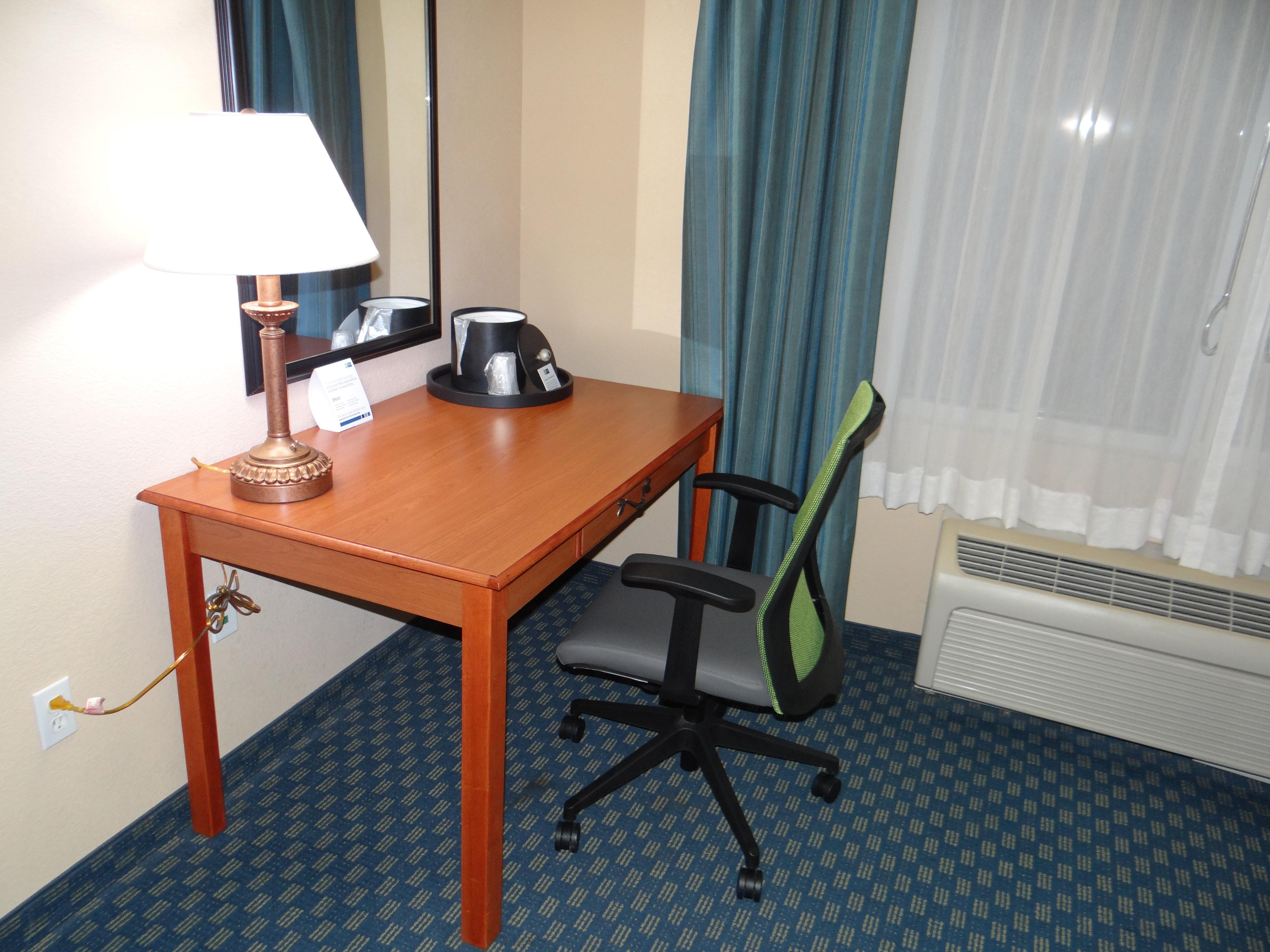 Holiday Inn Express Hotel & Suites Salisbury - Delmar By Ihg Eksteriør billede